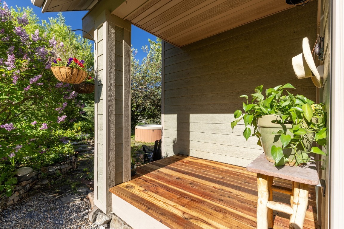 27 Antler Drop Court