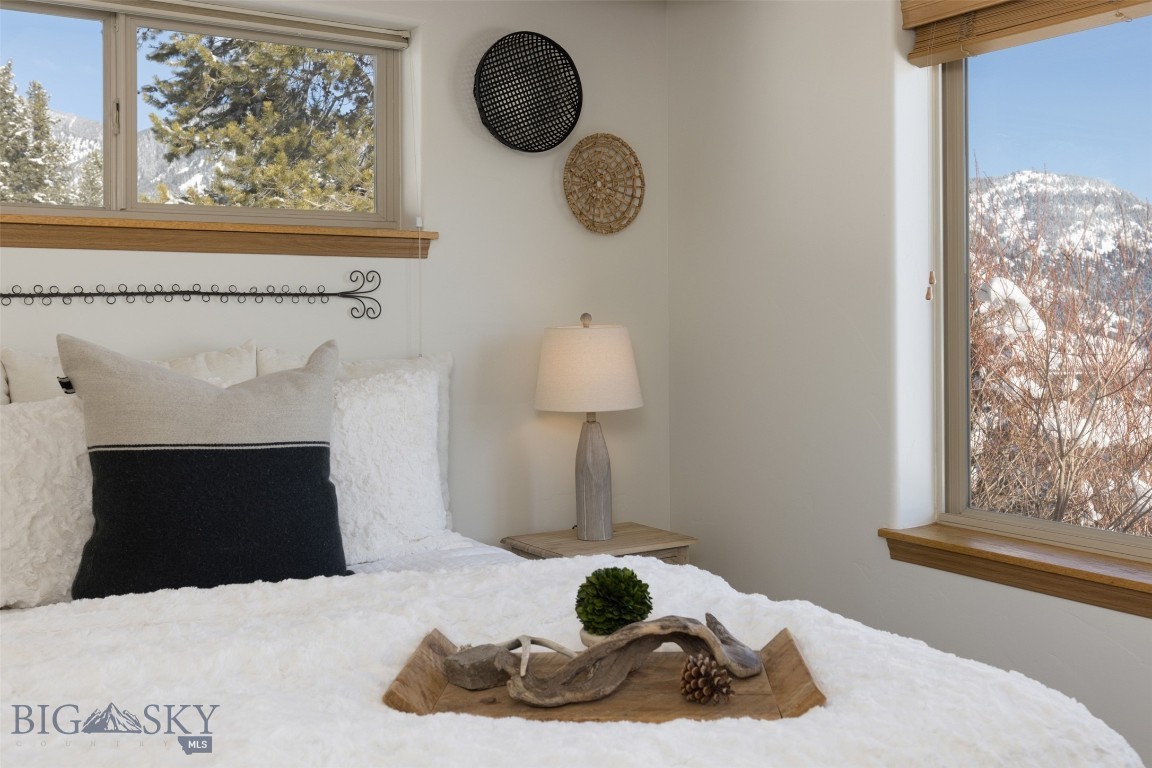 27 Antler Drop Court