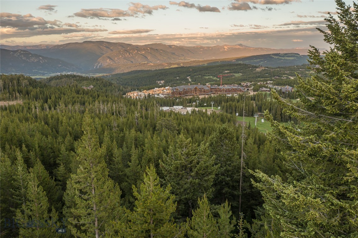 Lot 8 Highlands West