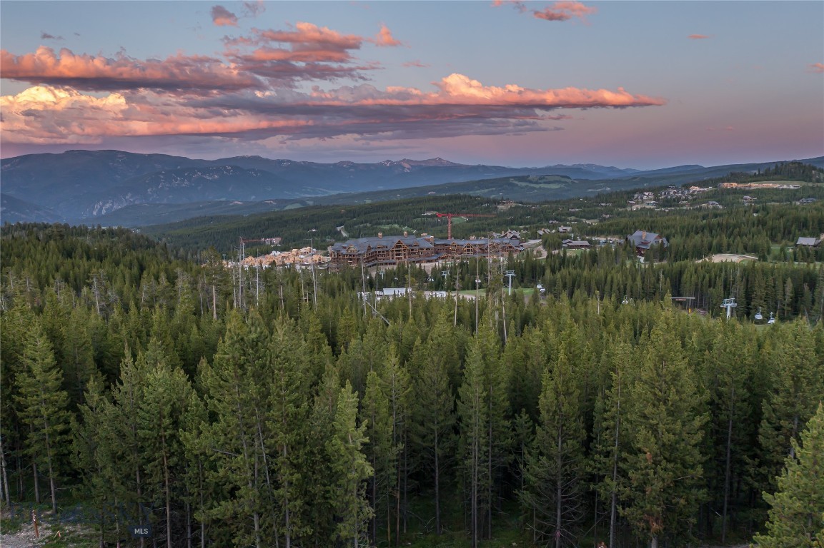 Lot 8 Highlands West