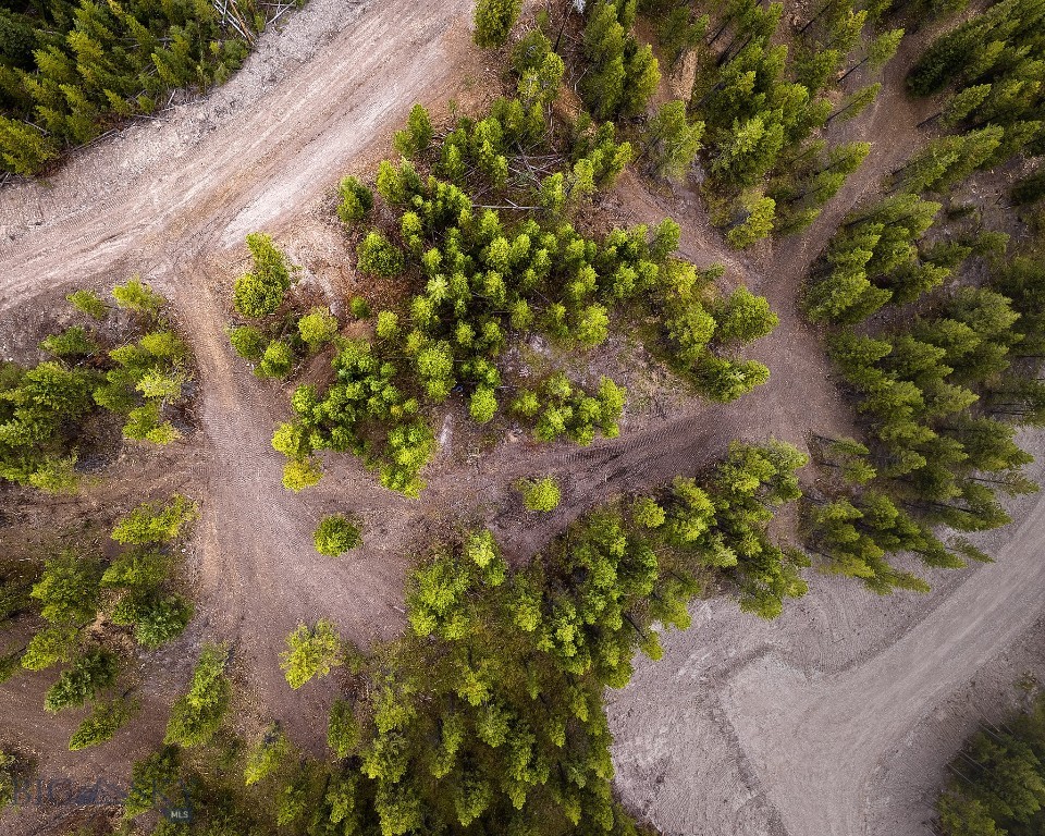 Lot 9 Highlands West