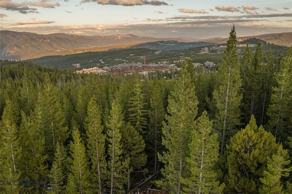 Lot 9 Highlands West