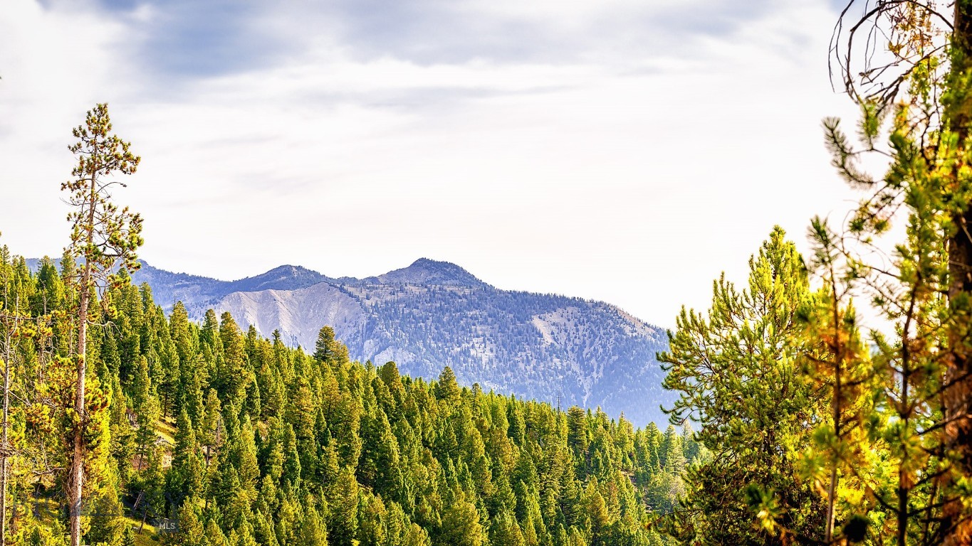 Lot 9 Highlands West