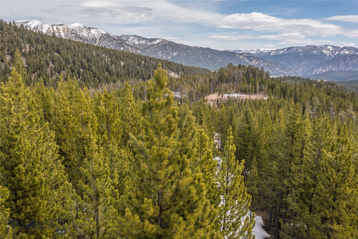 Lot 9 Highlands West