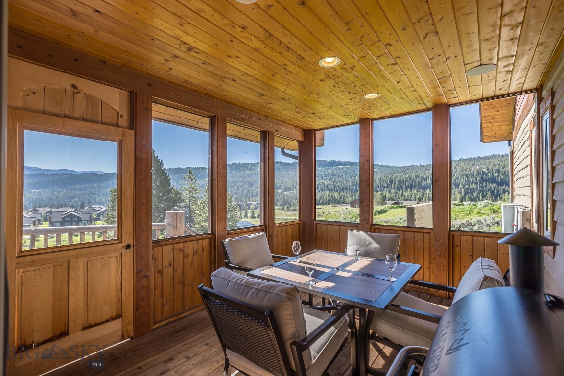 260 Running Dog Road