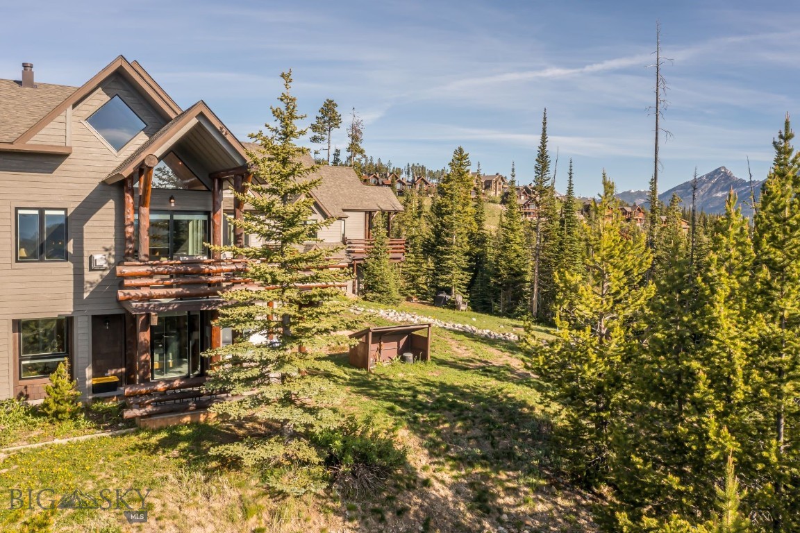 12 Lower Saddle Ridge Road R2