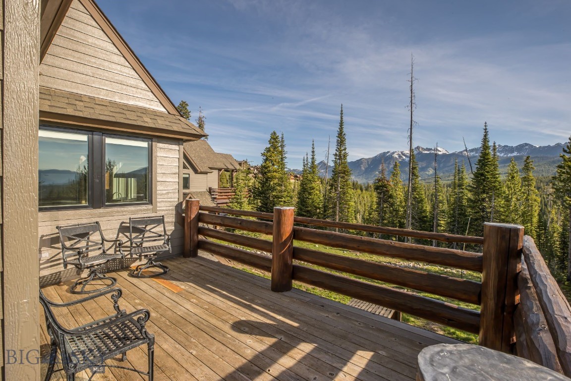 12 Lower Saddle Ridge Road R2