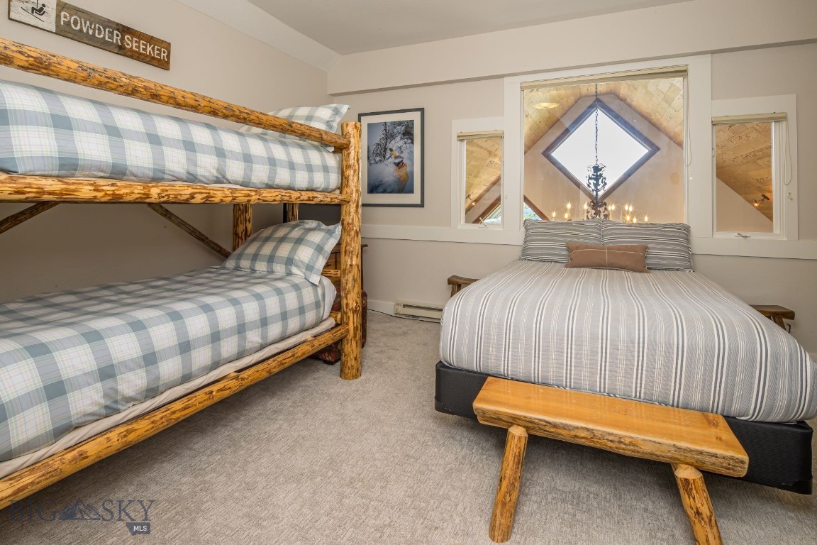 12 Lower Saddle Ridge Road R2