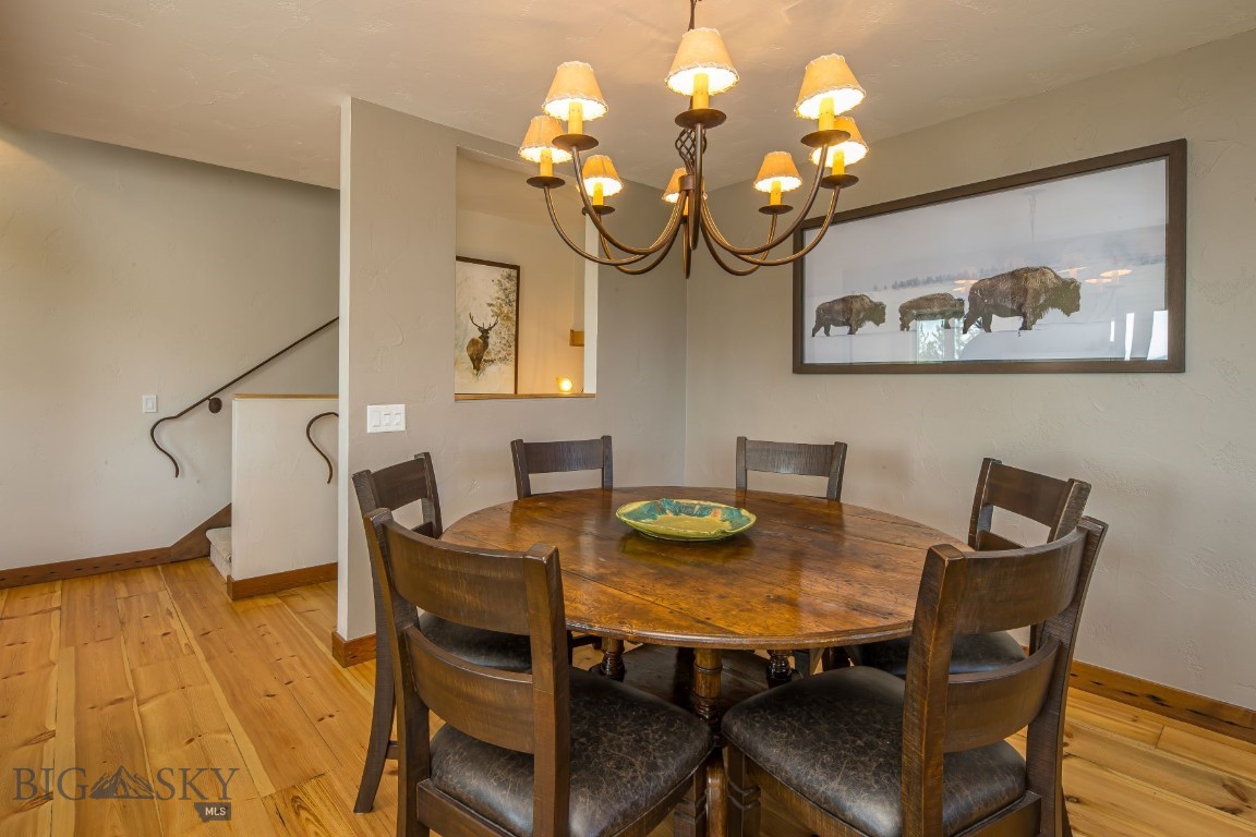 12 Lower Saddle Ridge Road R2