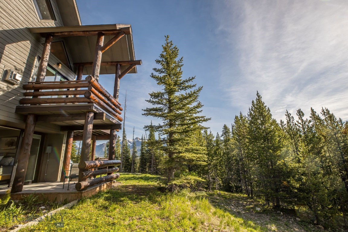 12 Lower Saddle Ridge Road R2