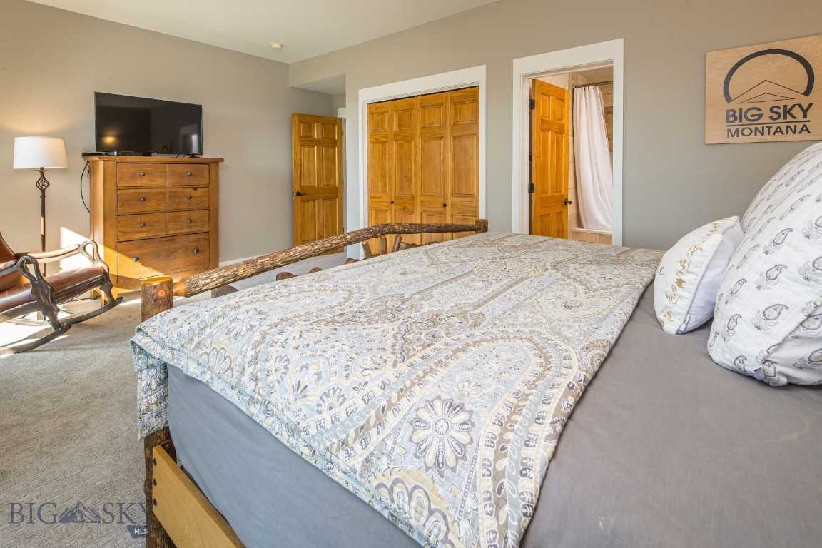 12 Lower Saddle Ridge Road R2