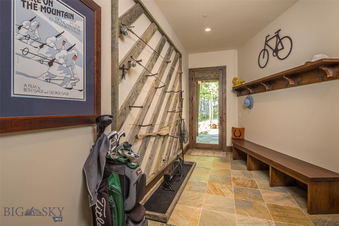 730 Eagle View Trail