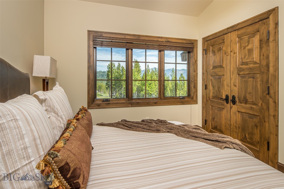 730 Eagle View Trail