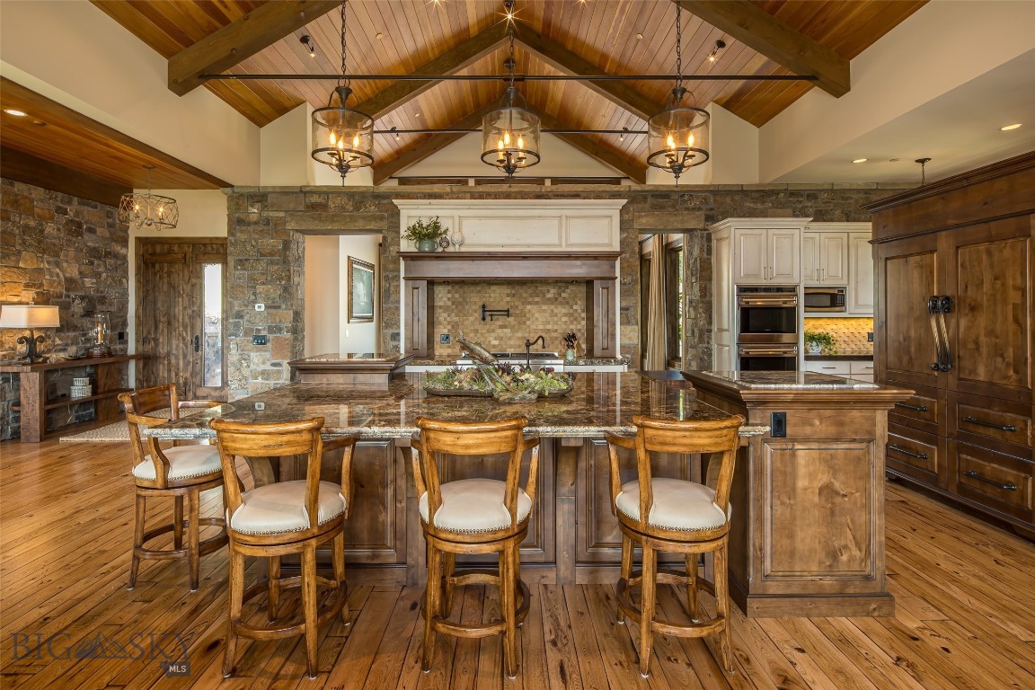 730 Eagle View Trail