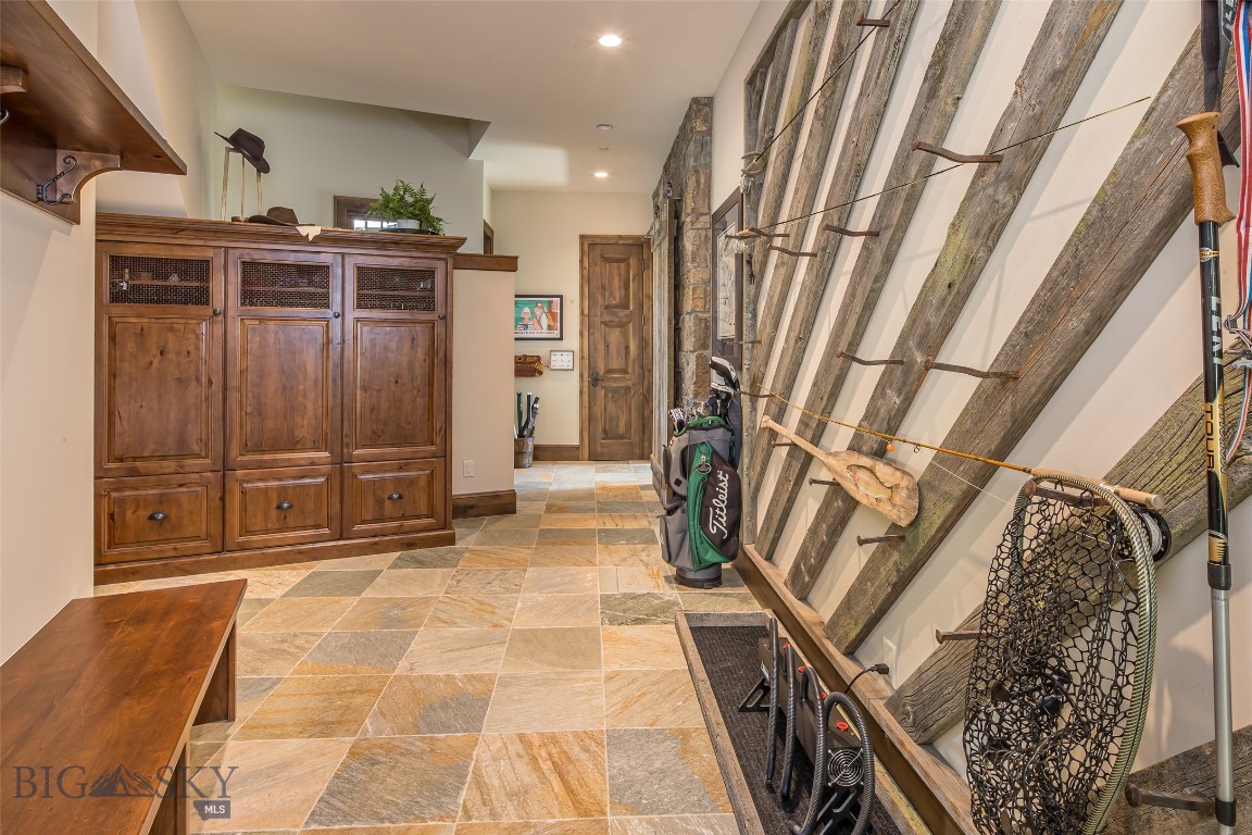 730 Eagle View Trail