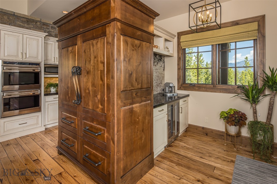 730 Eagle View Trail