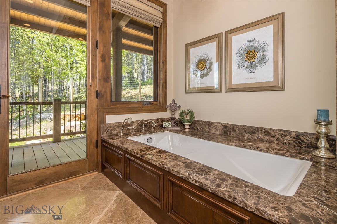 730 Eagle View Trail