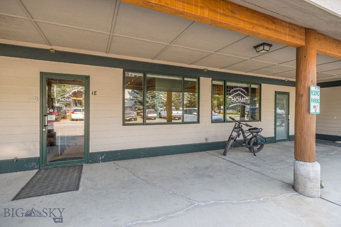 115 Aspen Leaf Drive 1E