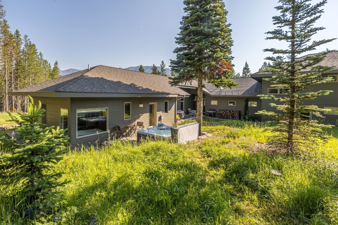 214 W Pine Cone Terrace