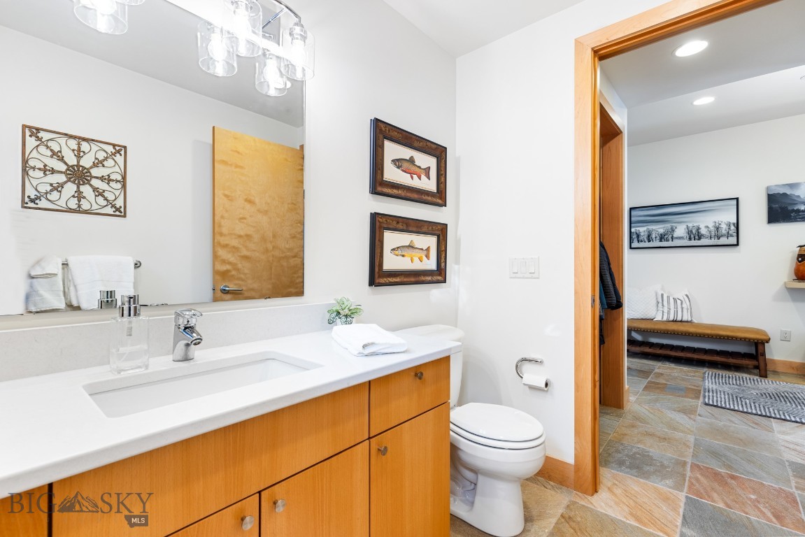 214 W Pine Cone Terrace