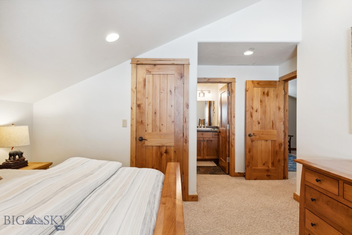 21 Black Eagle Rd 26