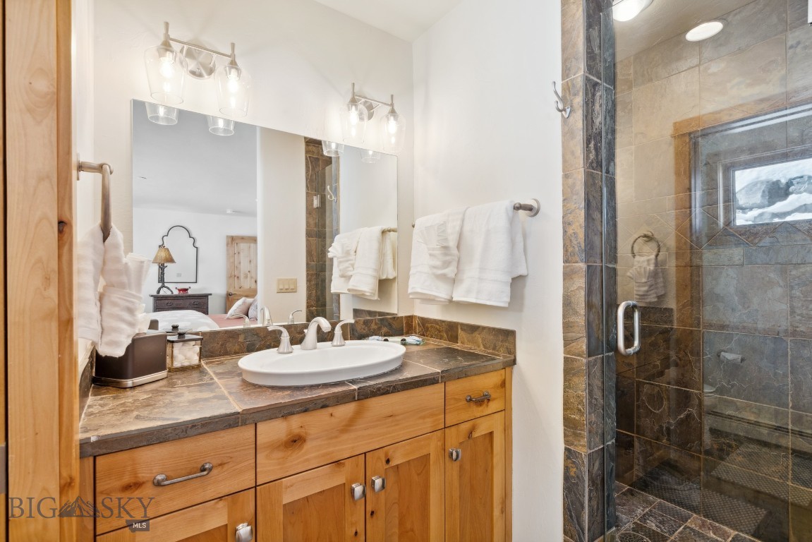 21 Black Eagle Rd 26