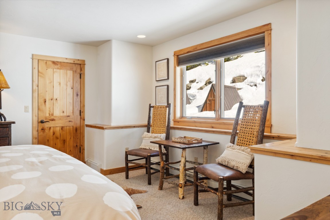 21 Black Eagle Rd 26