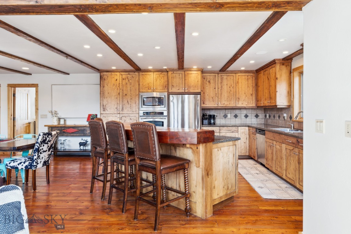 21 Black Eagle Rd 26