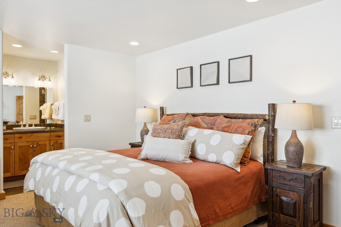 21 Black Eagle Rd 26