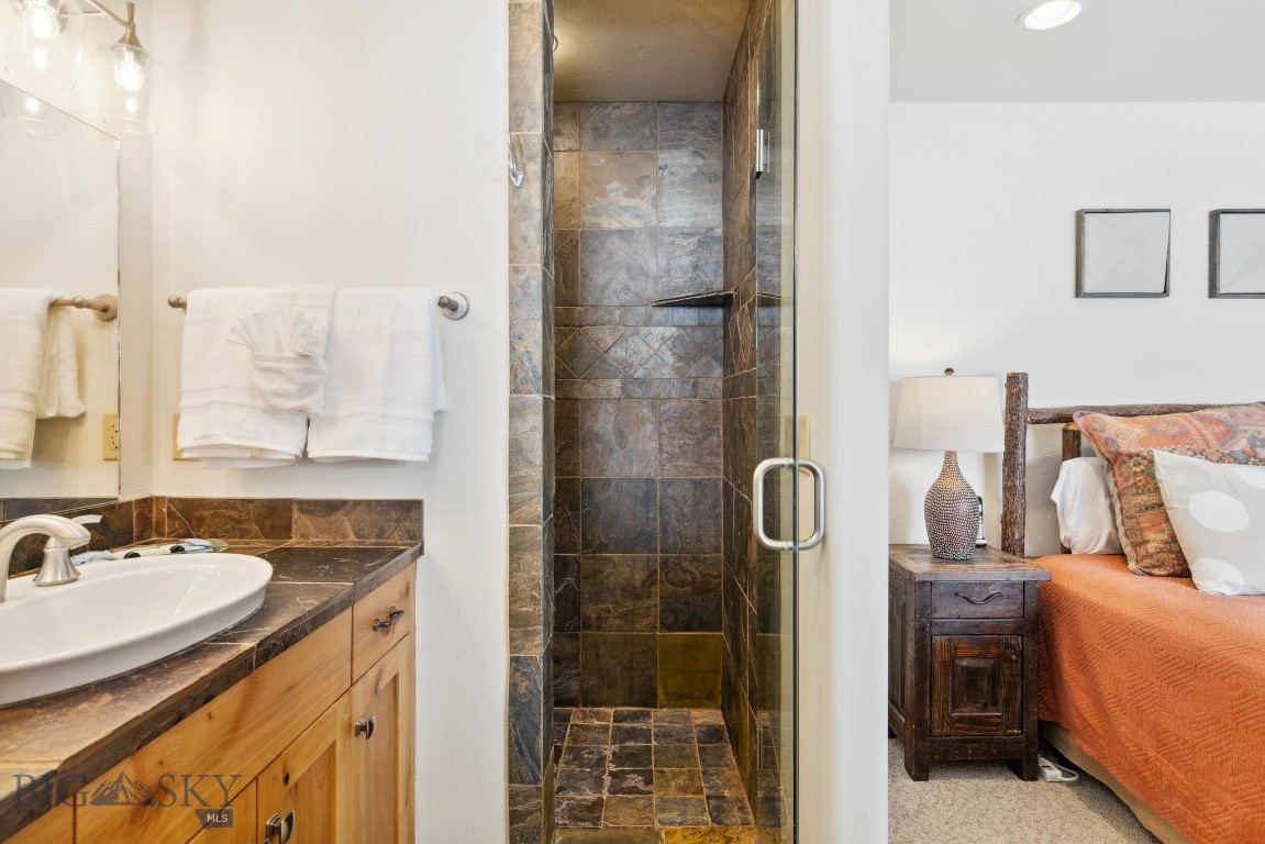 21 Black Eagle Rd 26