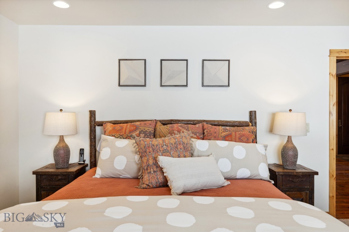 21 Black Eagle Rd 26