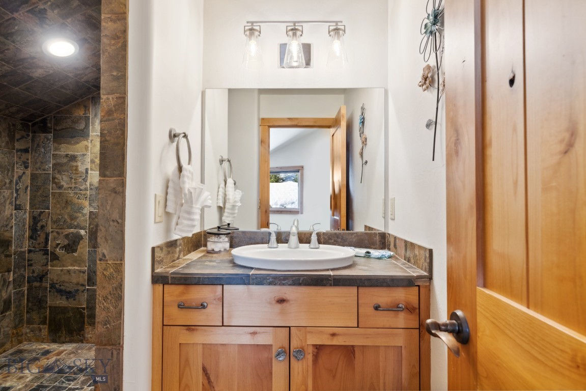 21 Black Eagle Rd 26