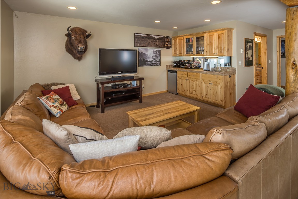 70 Lake Shore Drive 3