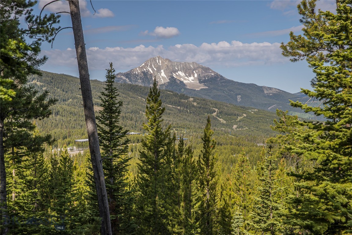 141 Ulerys Lake Road