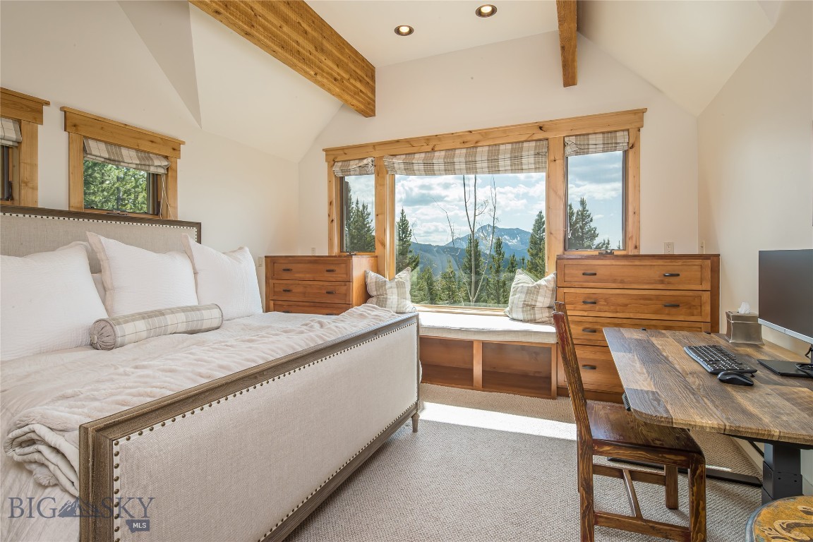 141 Ulerys Lake Road