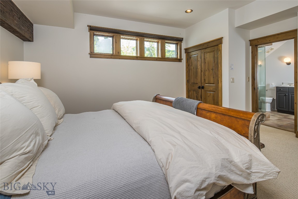 141 Ulerys Lake Road