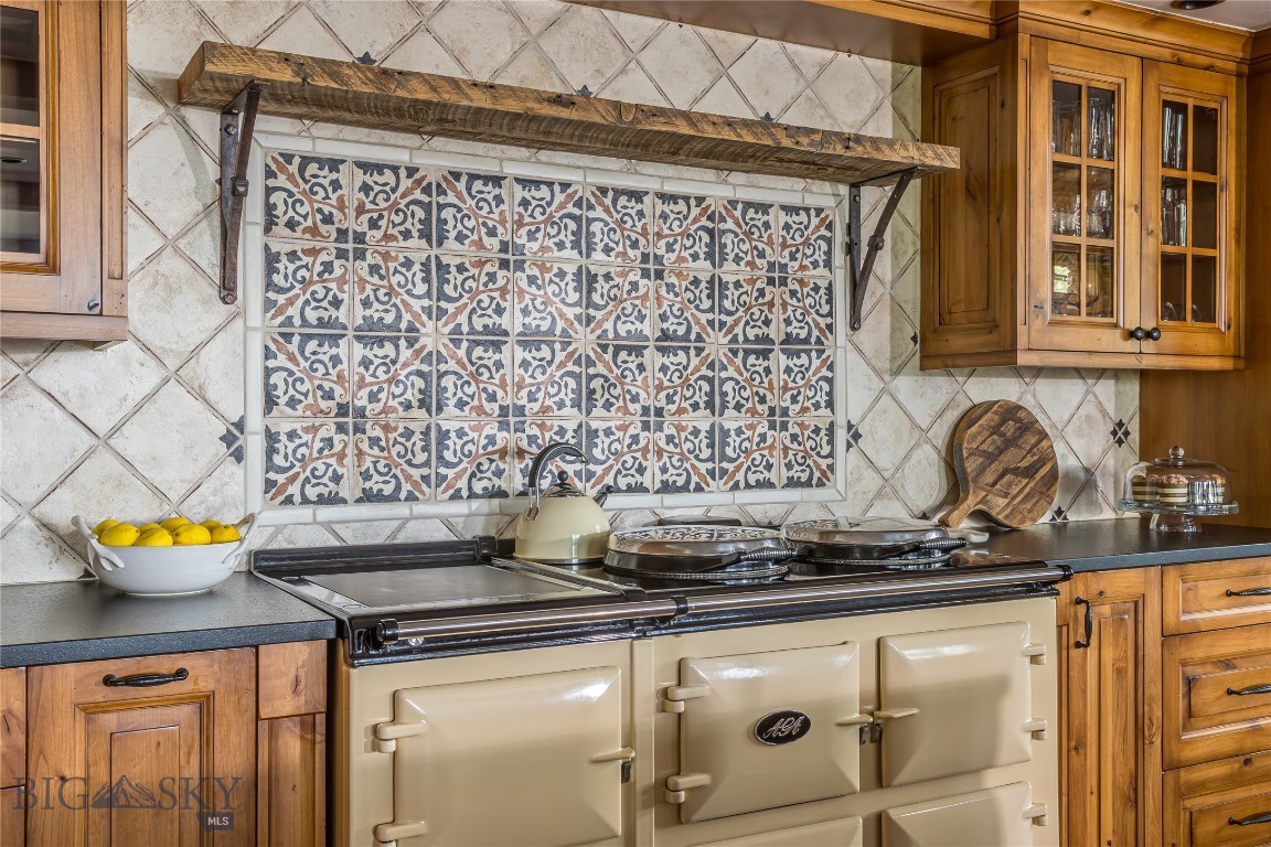 141 Ulerys Lake Road