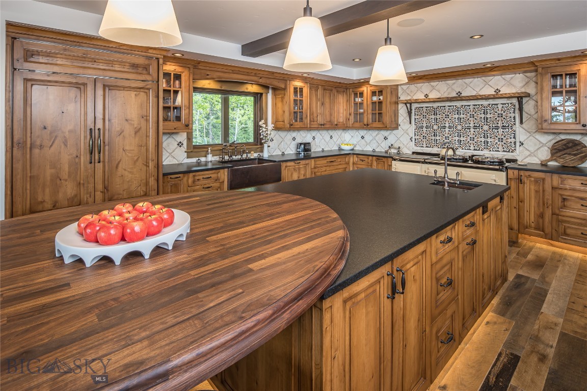 141 Ulerys Lake Road