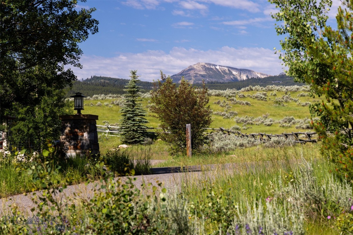 526 Chief Joseph Trail