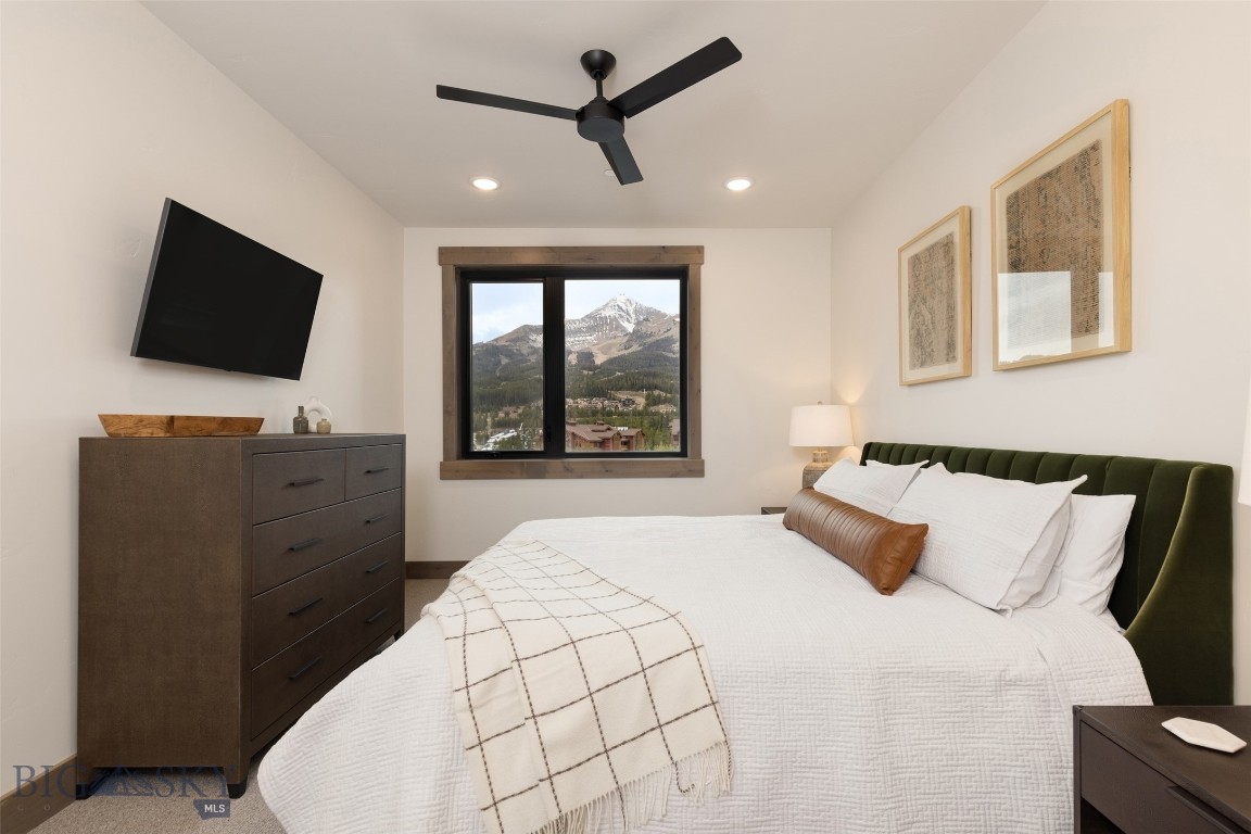 2D Summit View - 302D