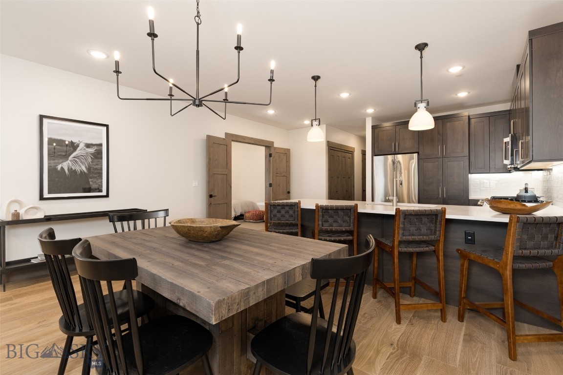 2D Summit View - 302D