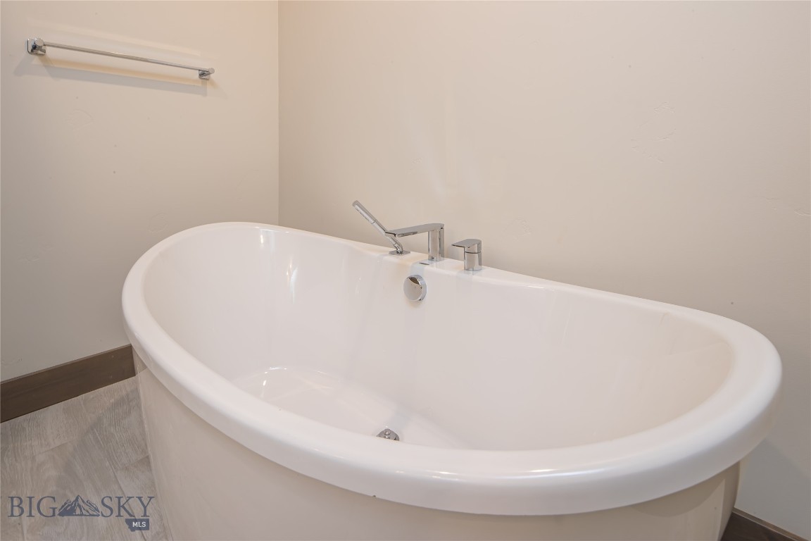 2D Summit View - 402D