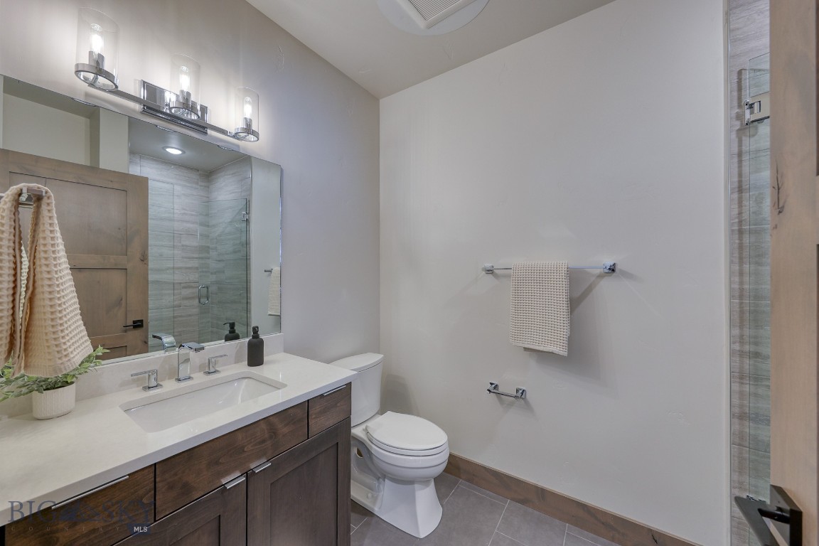 2D Summit View - 403D