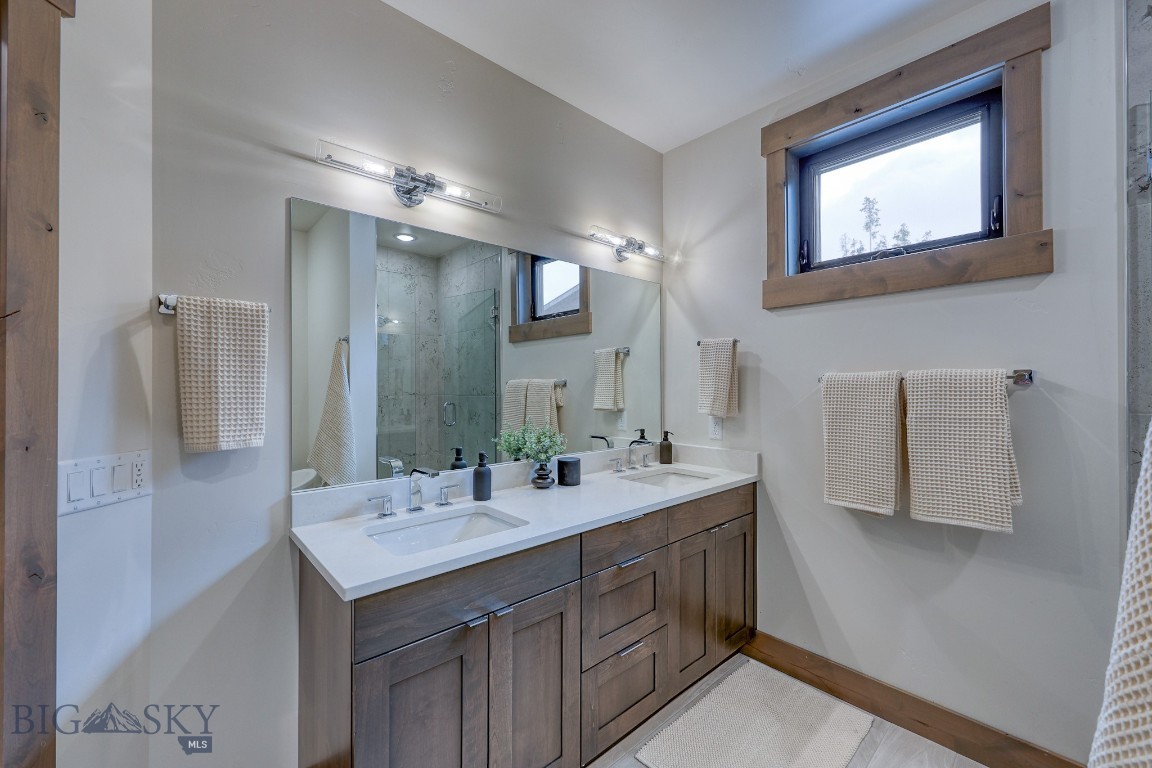 2D Summit View - 403D