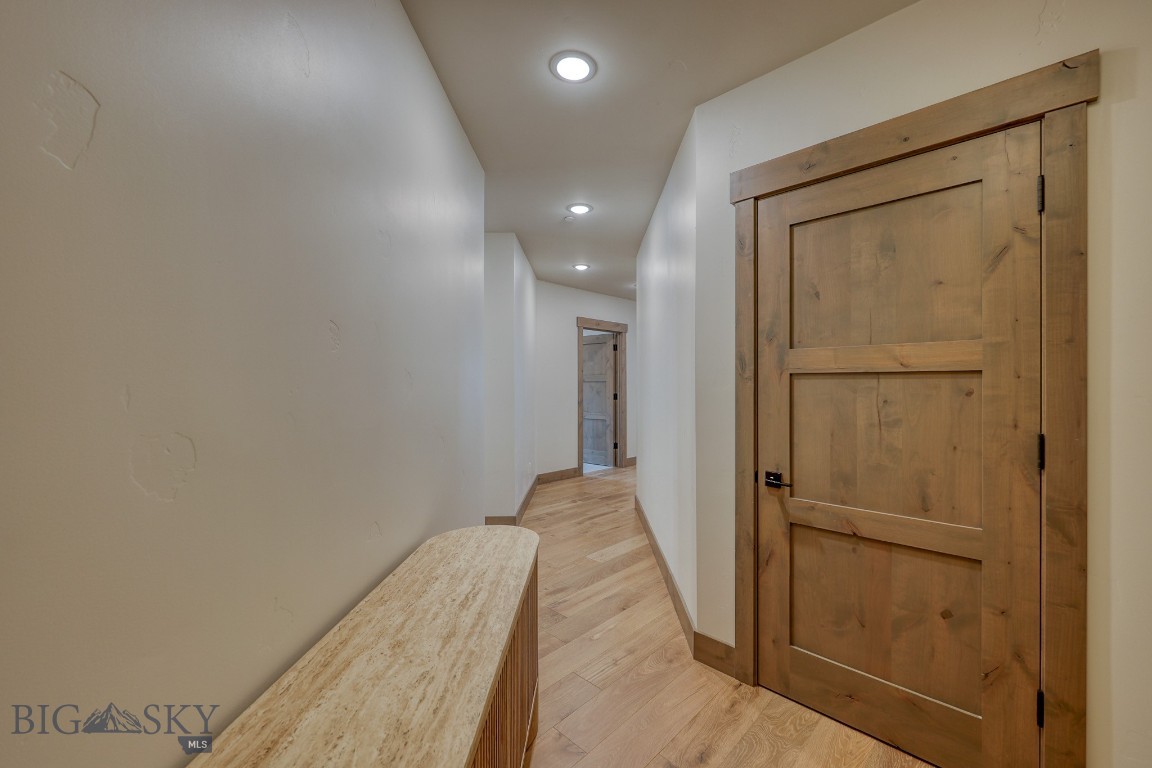 2D Summit View - 403D