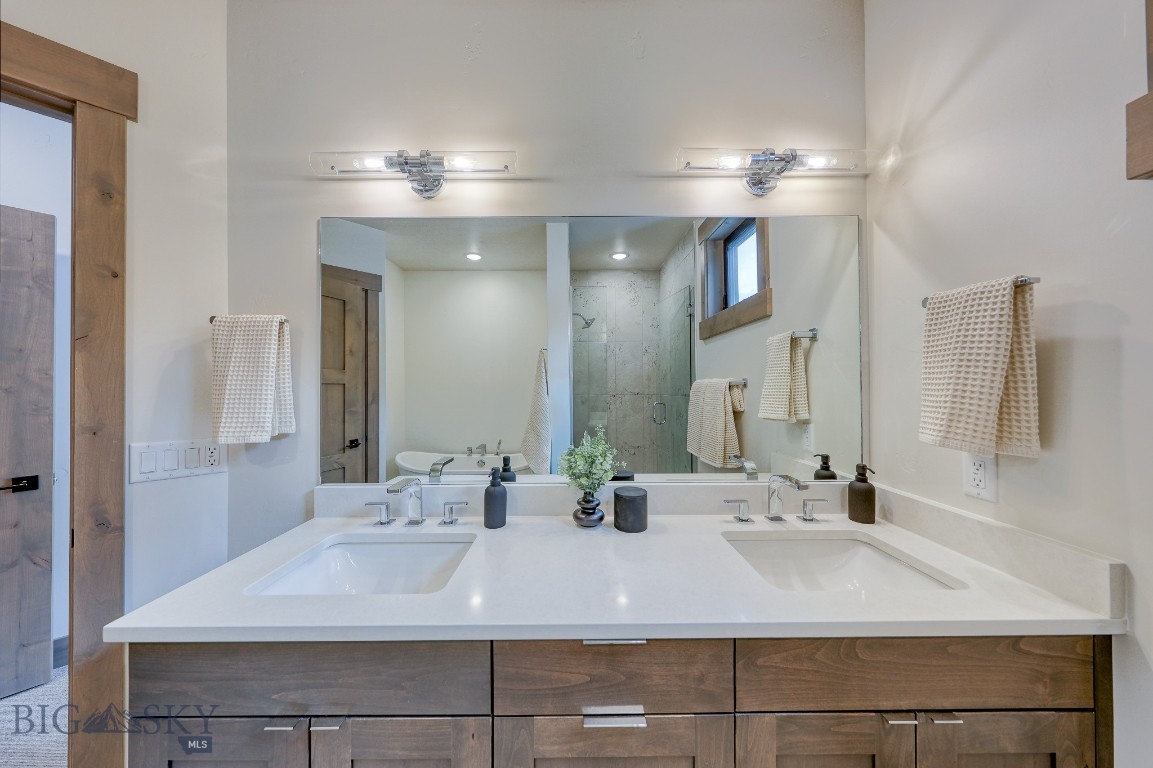 2D Summit View - 403D