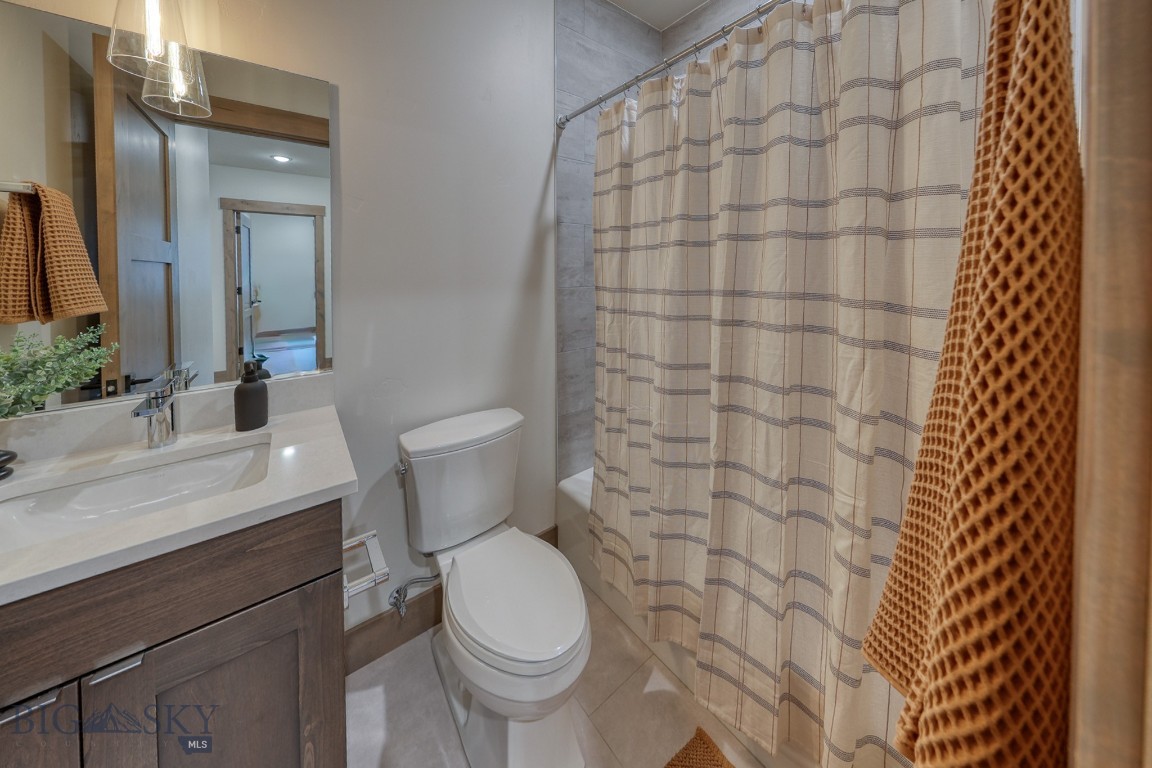 2D Summit View - 403D