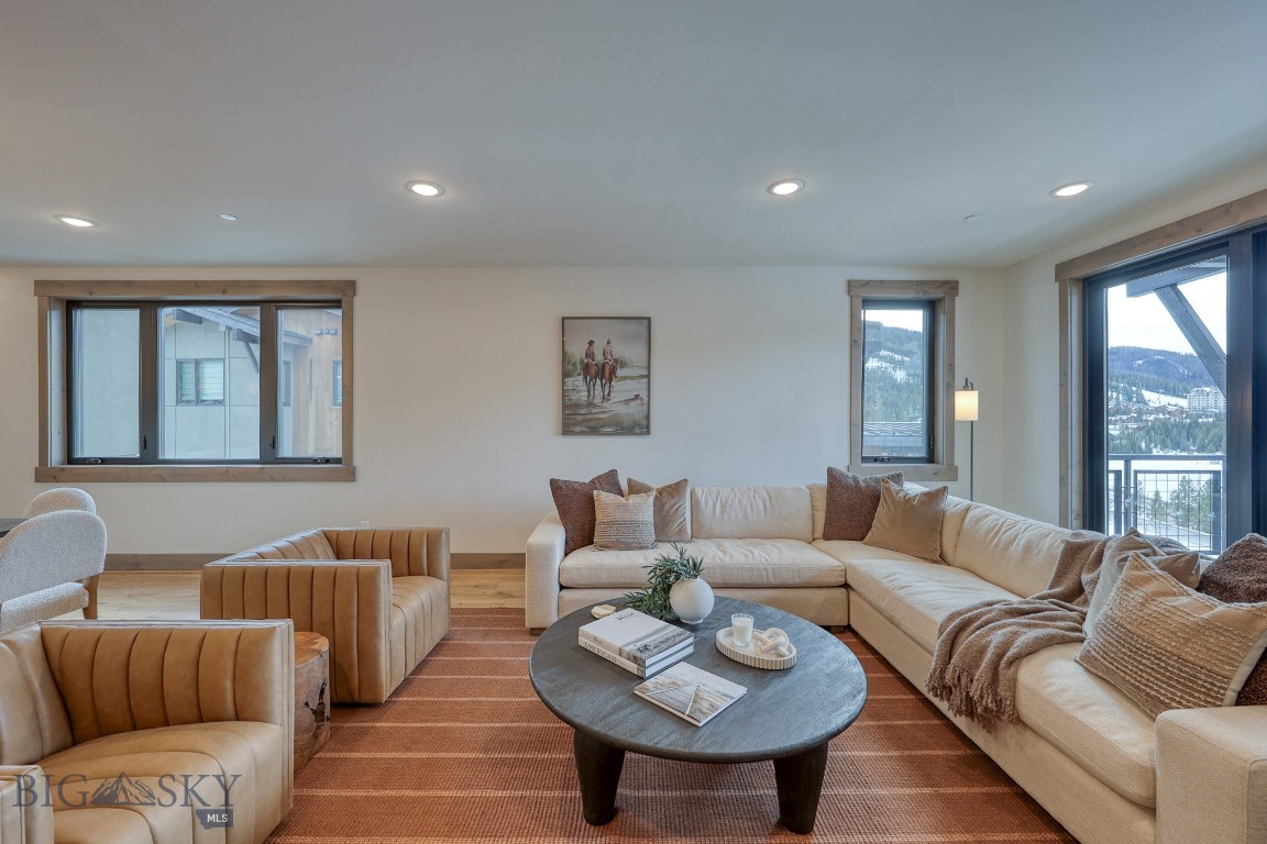 2D Summit View - 403D