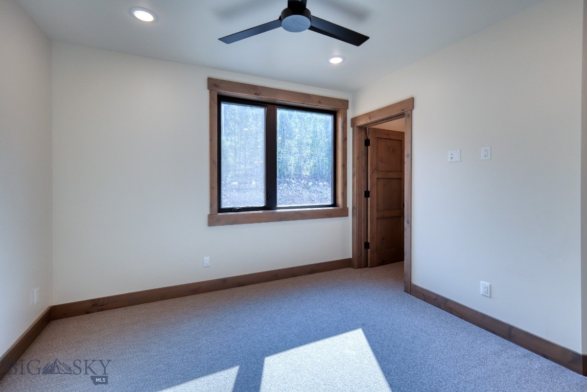 2D Summit View - 403D