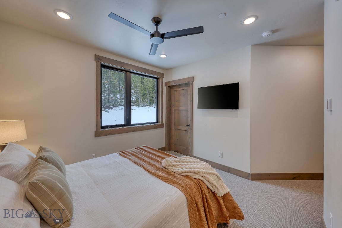 2D Summit View - 403D